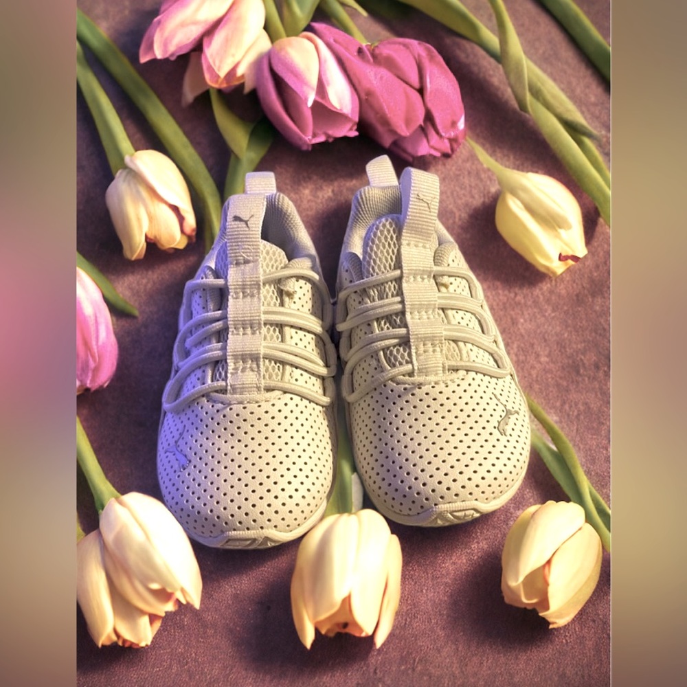 Kids Puma shoes
